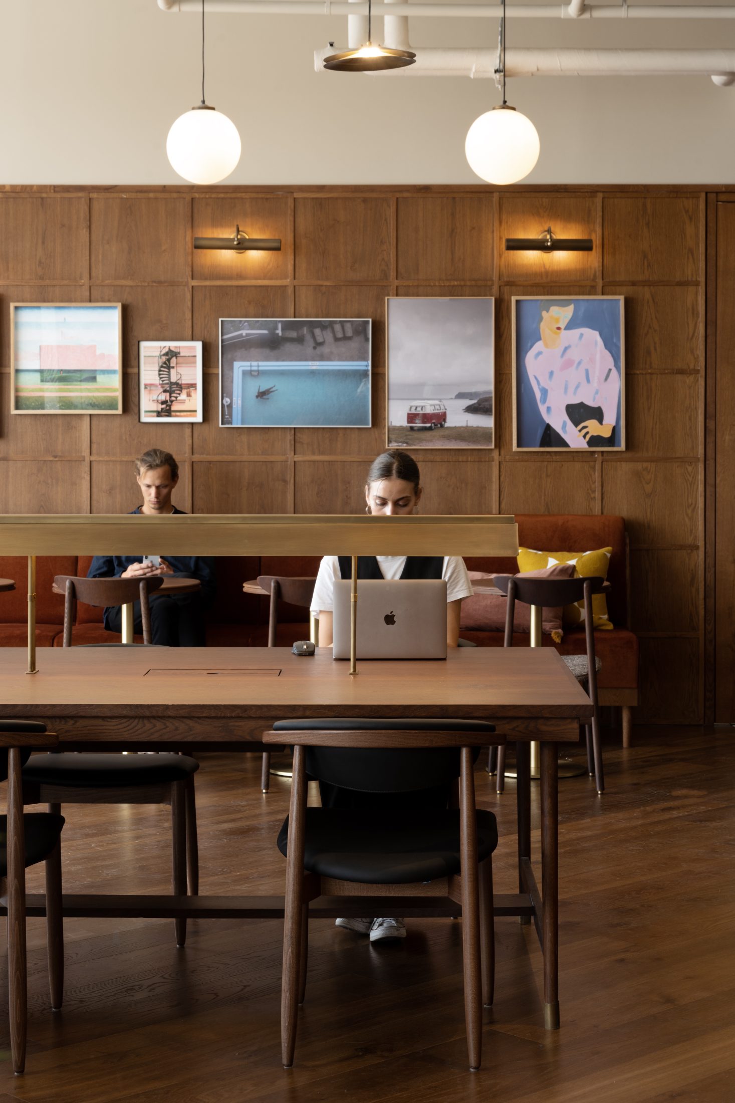 Interior — arched lounge